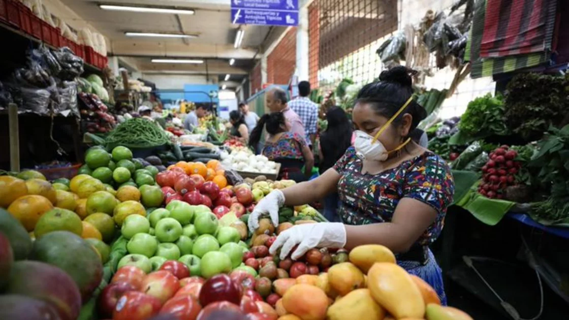 Los 23 mercados municipales funcionarán con normalidad