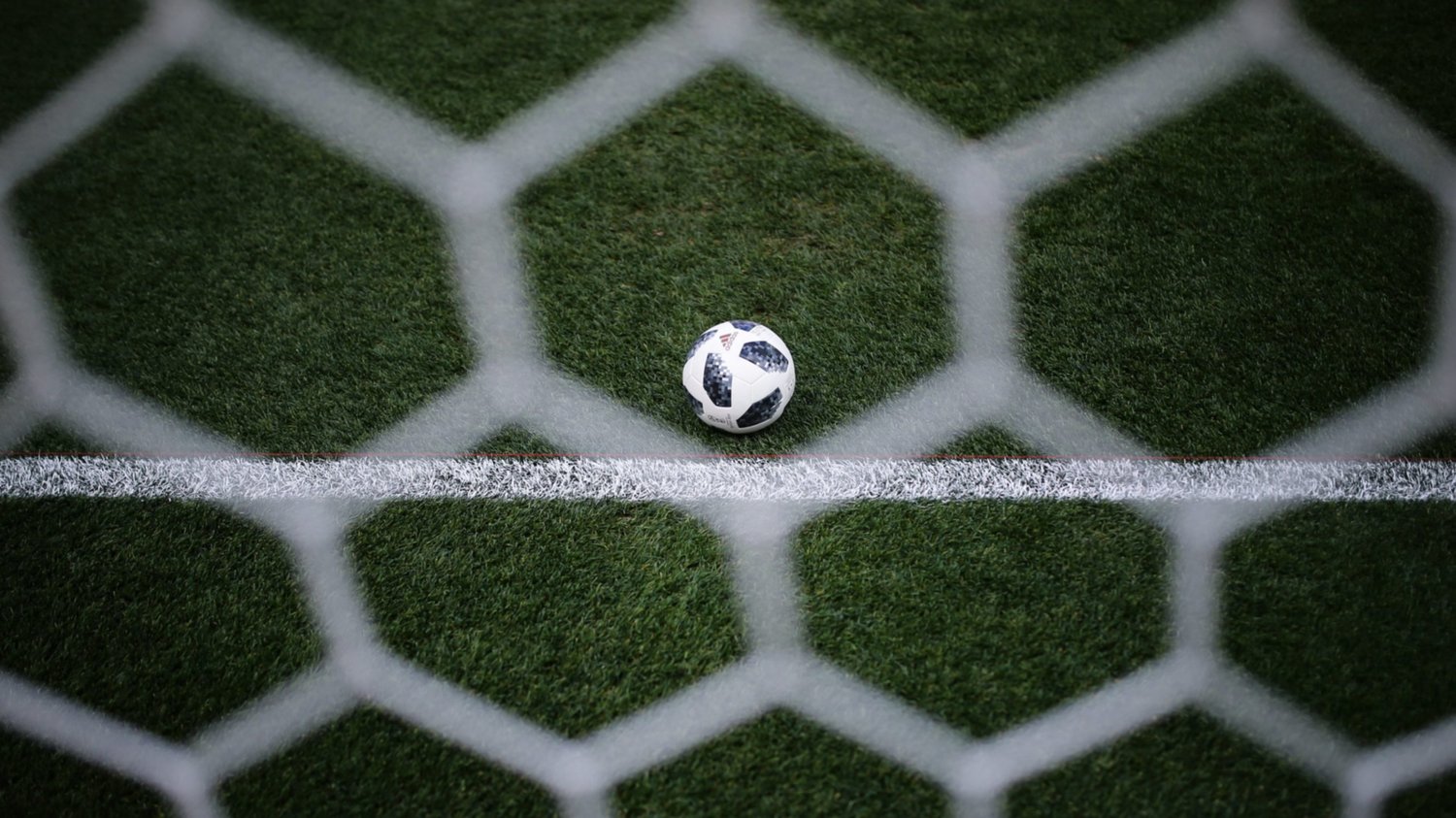 FIFA organiza partido para recaudar fondos en lucha contra pandemia