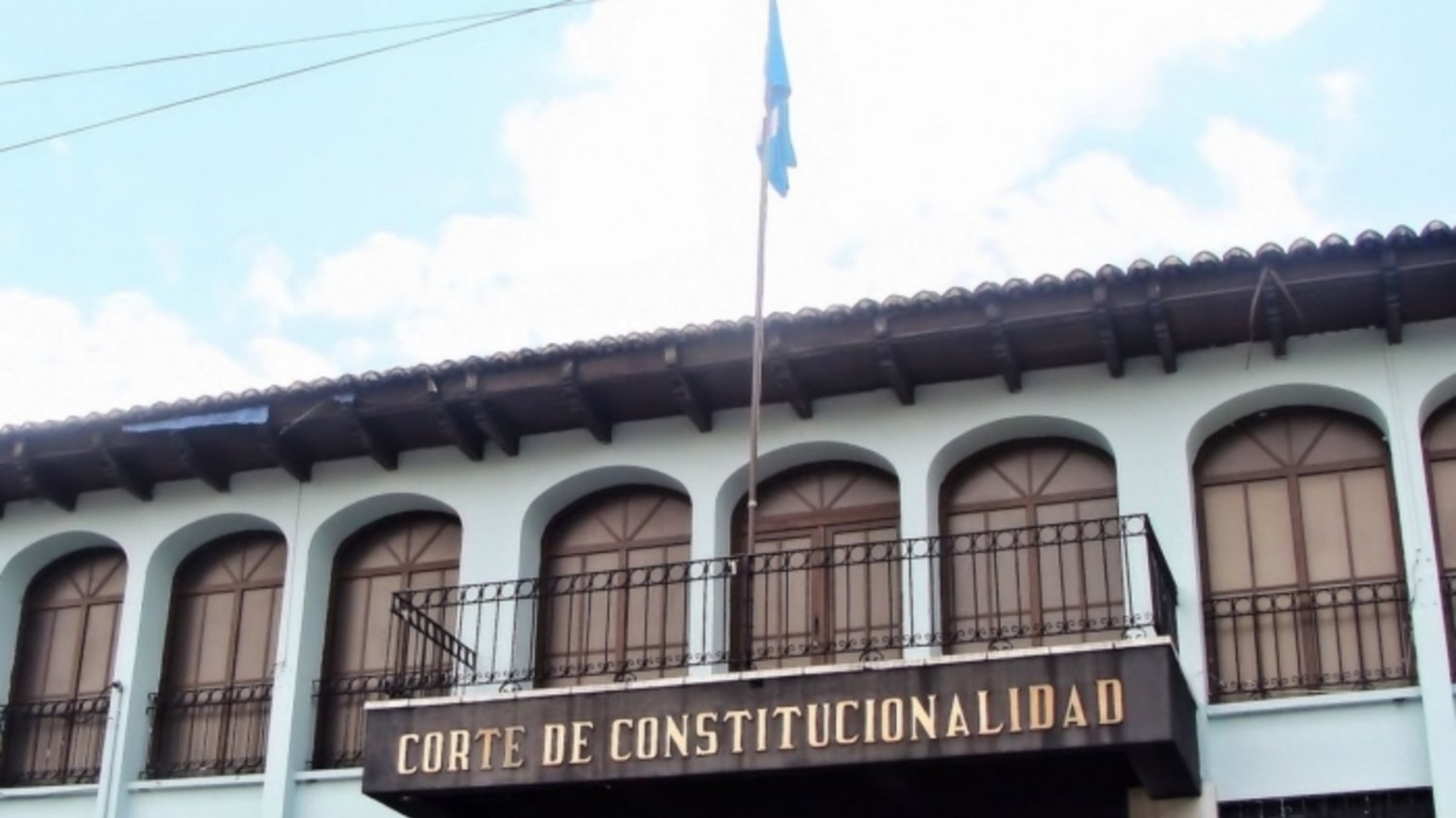 CC suspende Ley de Aceptación de Cargos CC suspende Ley de Aceptación de Cargos