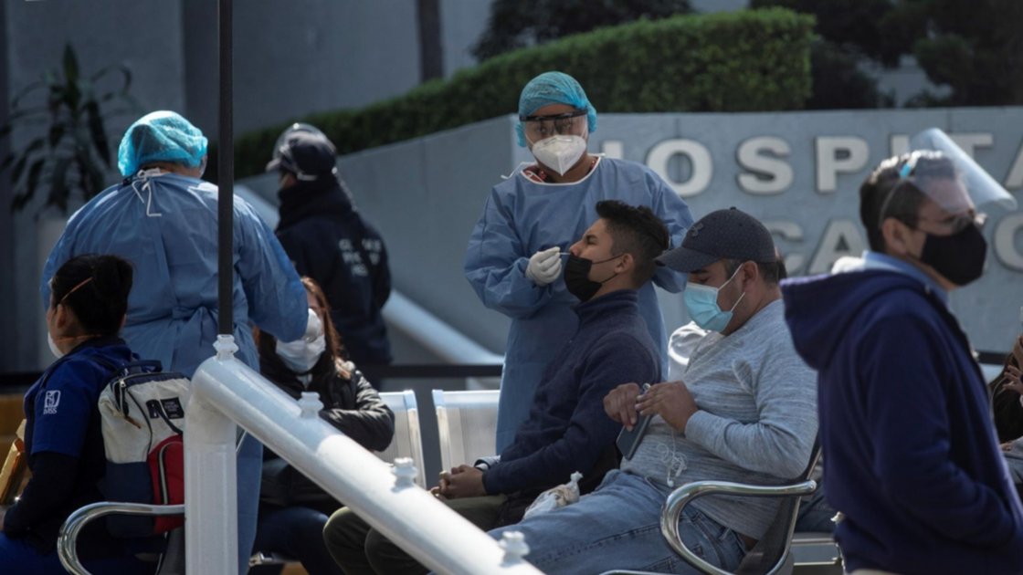 México: Casos de covid son 10 veces mayores que muertes y hospitalizaciones 