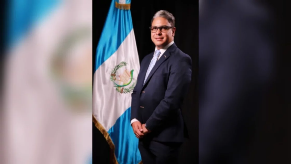 MP inicia investigación contra el exdecano de la Universidad Da Vinci David Gaitán 