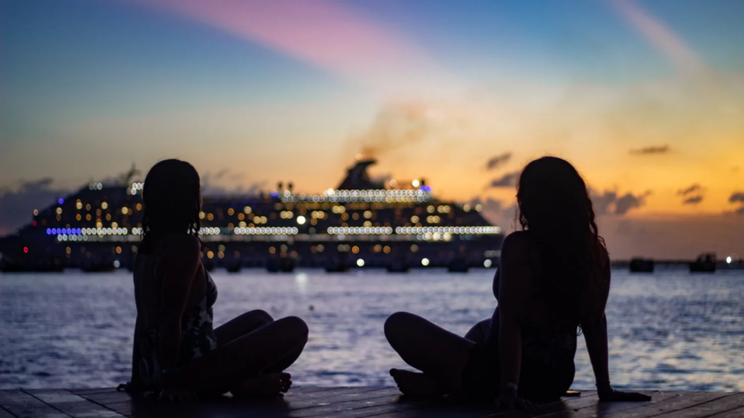 Video: conoce el crucero nudista que recorre Europa durante dos semanas Video: conoce el crucero nudista que recorre Europa durante dos semanas