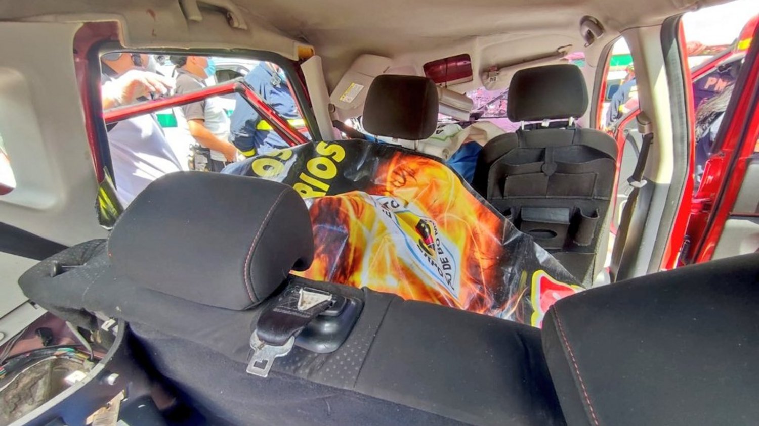 Trágico accidente: cuatro mujeres y un hombre pierden la vida en la ruta Interamericana