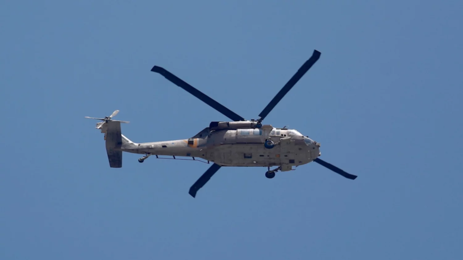 Localizan el helicóptero desaparecido en California pero continúa la búsqueda de los cinco militares (Fotografía: El Espectador) Localizan el helicóptero desaparecido en California pero continúa la búsqueda de los cinco militares (Fotografía: El Espectador)