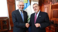 Según una publicación de las redes sociales del Gobierno de Guatemala, Francisco Villagrán cuenta con más de 30 años de experiencia en relaciones internacionales. Fotografía utilizada con fines ilustrativos para esta nota.  
