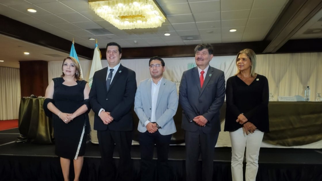 Asume Junta Directiva de la Cámara Guatemalteca de Periodismo 2022-2023