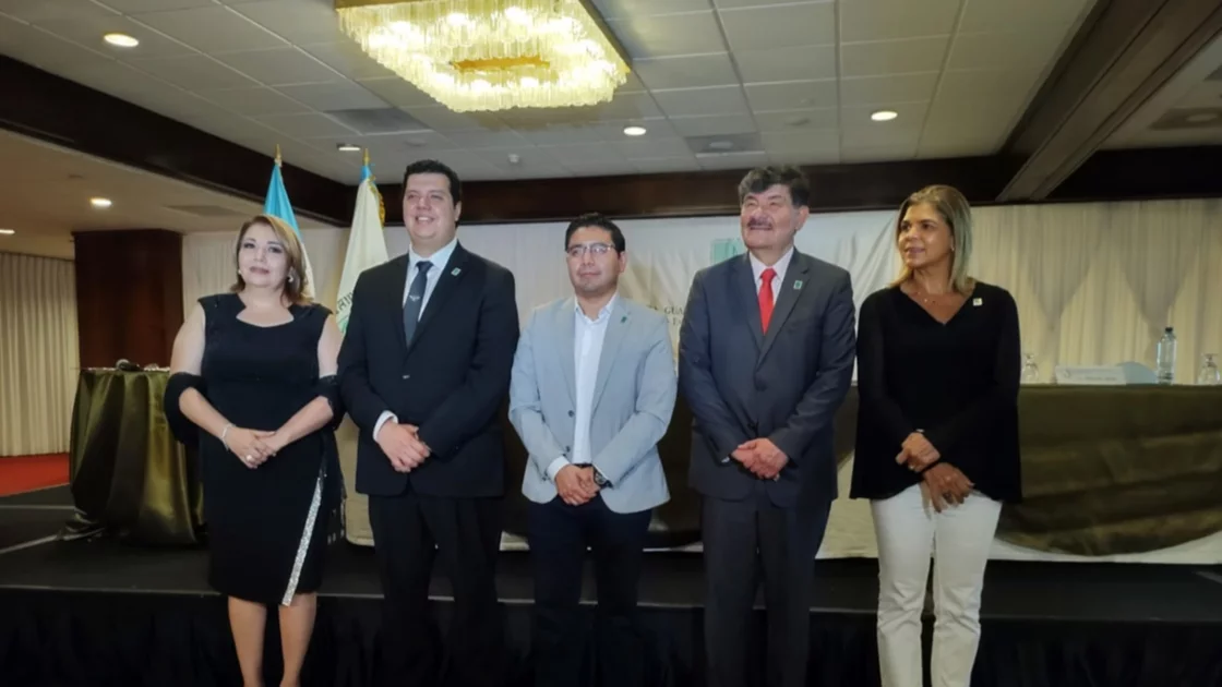 Asume Junta Directiva de la Cámara Guatemalteca de Periodismo 2022-2023