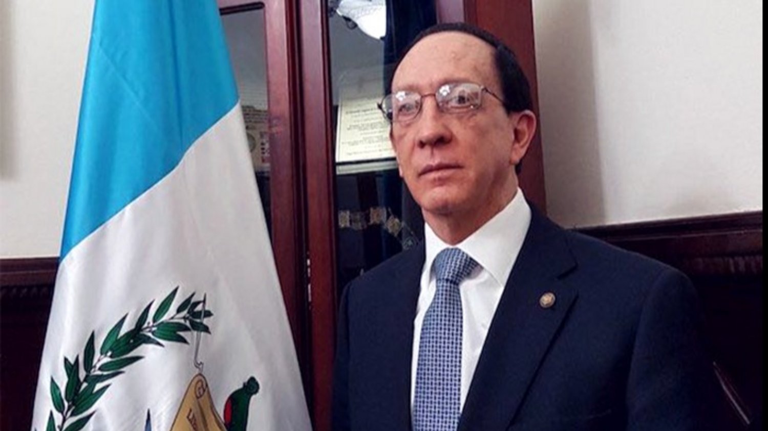 Rolando Escobar Menaldo y la influencia de la izquierda en las Comisiones de Postulación