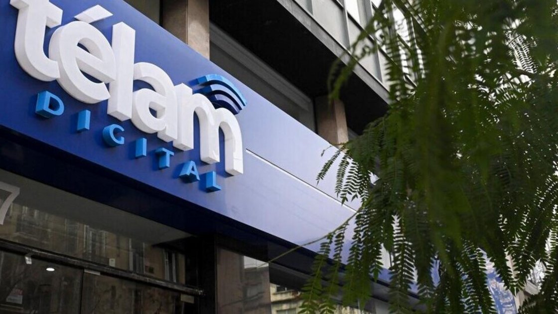 El gobierno argentino explica el cierre de Télam y promete un plan de reestructuración (Fotografía: Página 12)