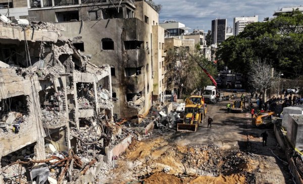 Irán desafía a Trump y amenaza represalias tras ataques