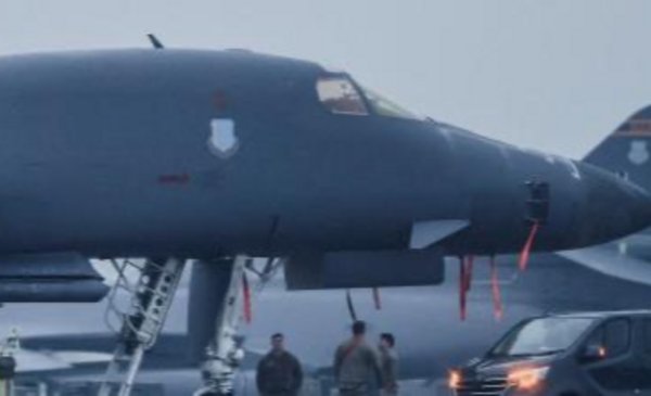 EE. UU. considera despliegue militar en Irán junto a Israel