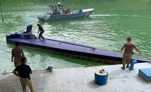 Costa Rica incauta tres toneladas de cocaína tras persecución marítima