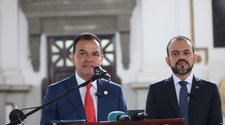 El presidente de la Comisión de Economía, Jorge Ayala, junto al diputado Elmer Palencia. Ambos del partido Valor. 