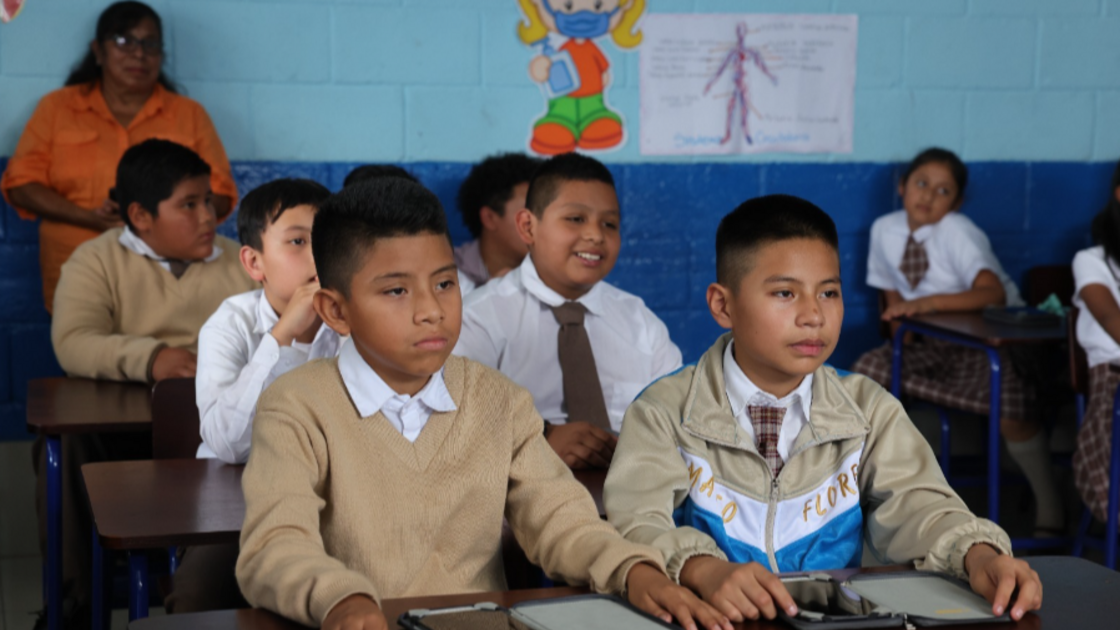 Las clases presenciales se reanudan el lunes 15 de abril en los departamentos de Guatemala, Sacatepéquez  y Escuintla. 