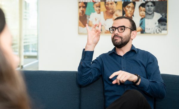 “La limitación está en una sociedad que todavía pone barreras”: Jorge Meng