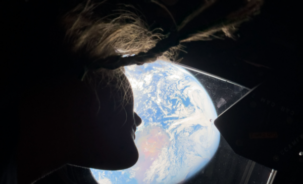 Artemis II avanza hacia sobrevuelo lunar y supera la mitad de su trayectoria