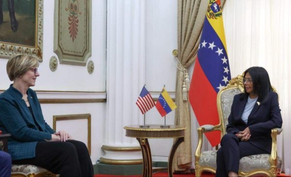 Laura Dogu deja su cargo como encargada de negocios de EE. UU. en Venezuela y regresa a Washington