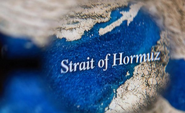 Irán declara abierto el Estrecho de Ormuz durante el alto el fuego