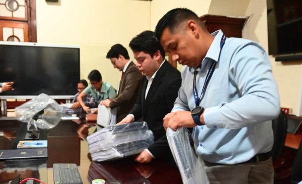 Por no convocar al pleno, CC llega tarde y ordena rehacer nómina para fiscal general del MP