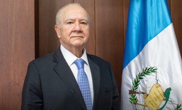 Qué dice el voto razonado recurrente de Molina Barreto sobre los requisitos para ser Fiscal General