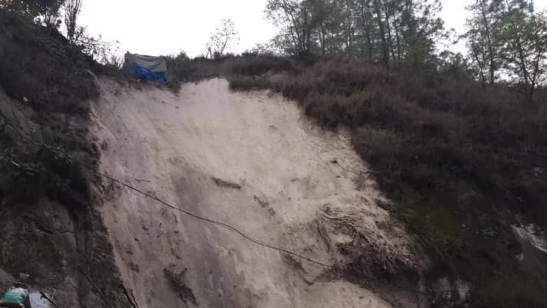Tres niñas mueren soterrados por talud en Huehuetenango 