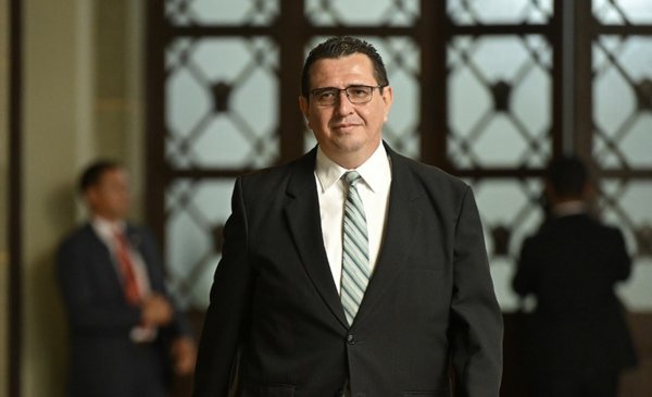 Quién es Gabriel Estuardo García Luna, el nuevo fiscal general de Guatemala