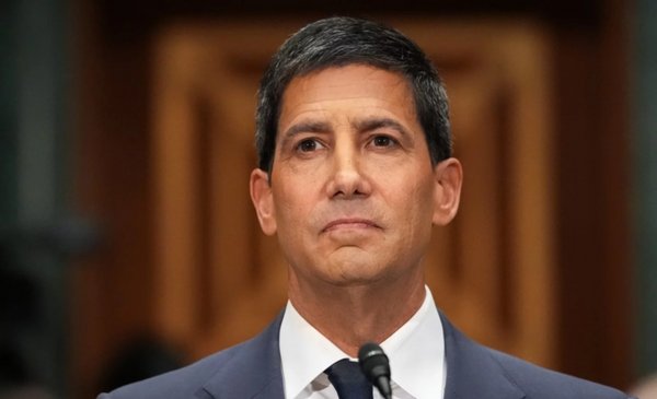 Senado confirma a Kevin Warsh para liderar la Reserva Federal