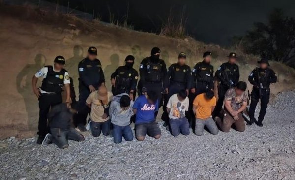 Detienen a ocho presuntos robafurgones en operativo en Sanarate, El Progreso