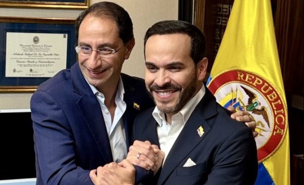 De la Espriella toma ventaja en el conteo preliminar; diferencia con Cepeda sigue cerrada