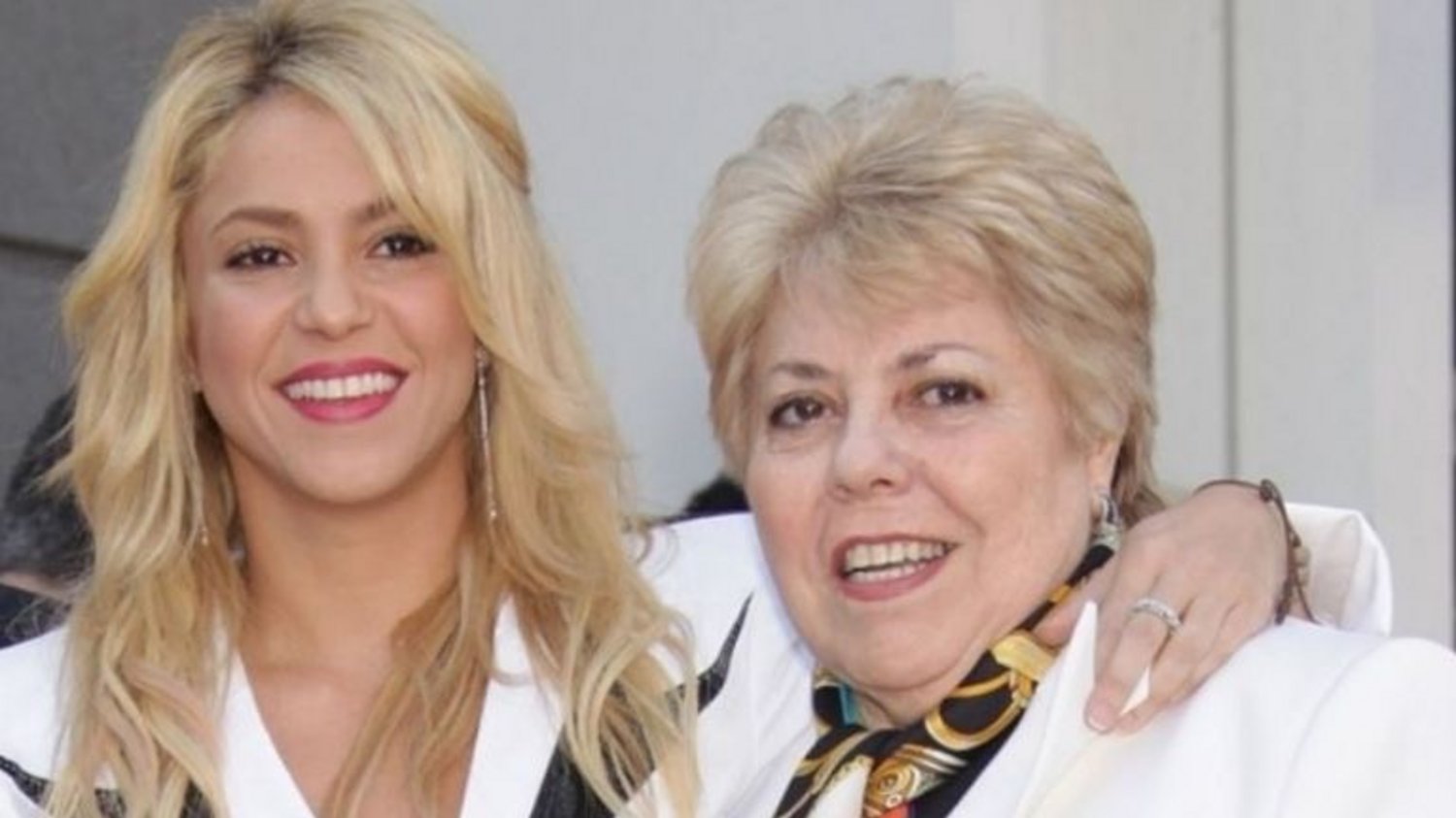 Shakira y su madre (Fotografía: Tiempo X) Shakira y su madre (Fotografía: Tiempo X)