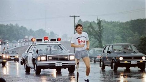 Terry Fox: joven canadiense que creó el Maratón por la Esperanza.