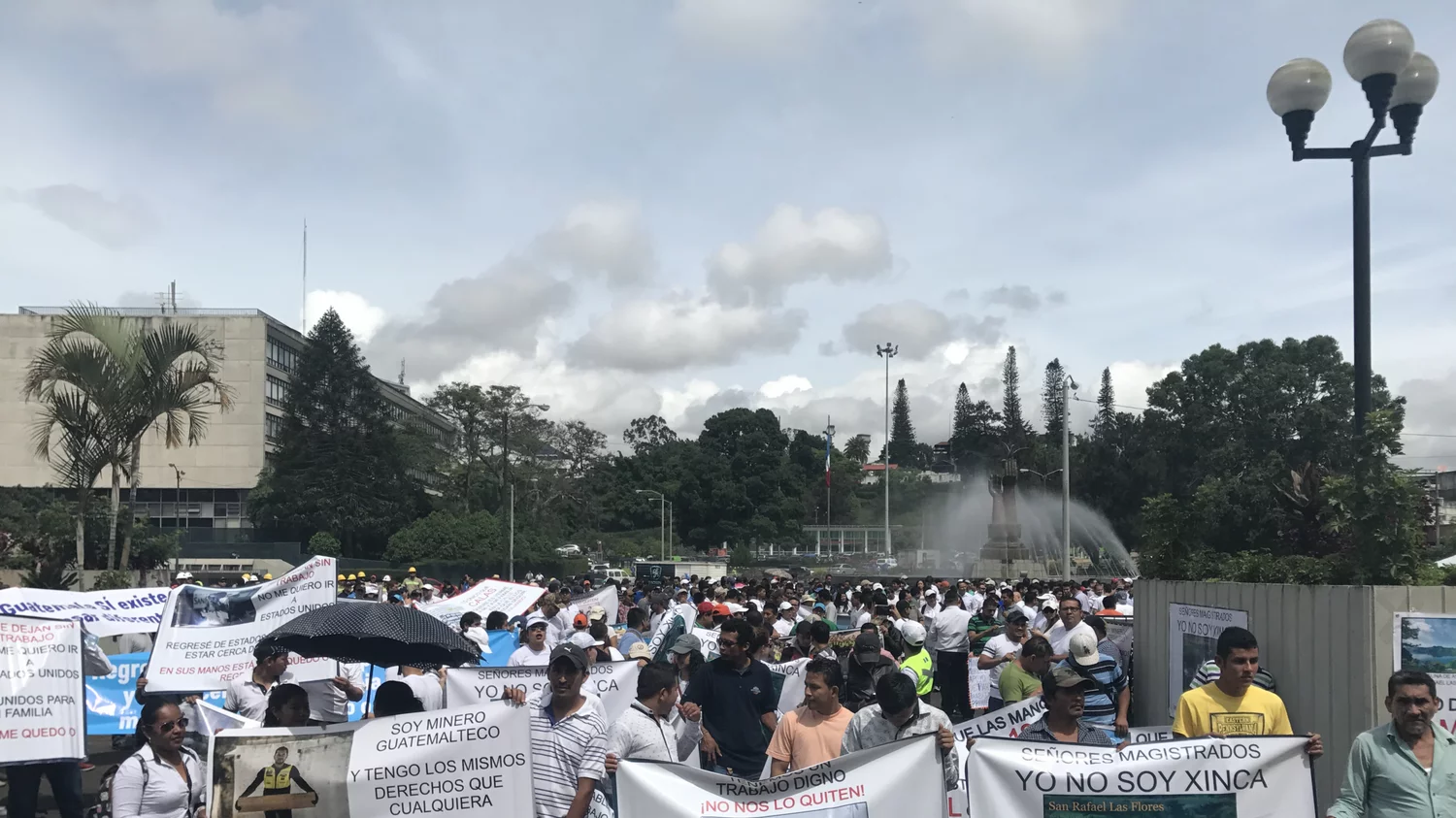 Pobladores de San Rafael Las Flores abogan a CSJ por sus empleos Pobladores de San Rafael Las Flores abogan a CSJ por sus empleos