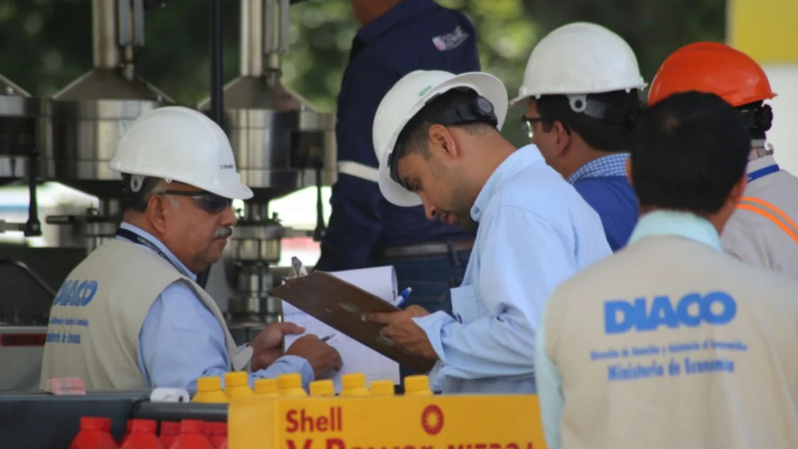 Precios de combustibles deberían estabilizarse en los próximos días