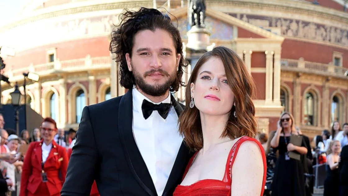 Personajes de Game of Thrones se comprometieron