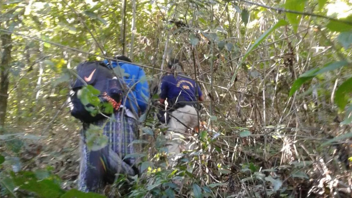Rescatan a turista en volcán San Pedro