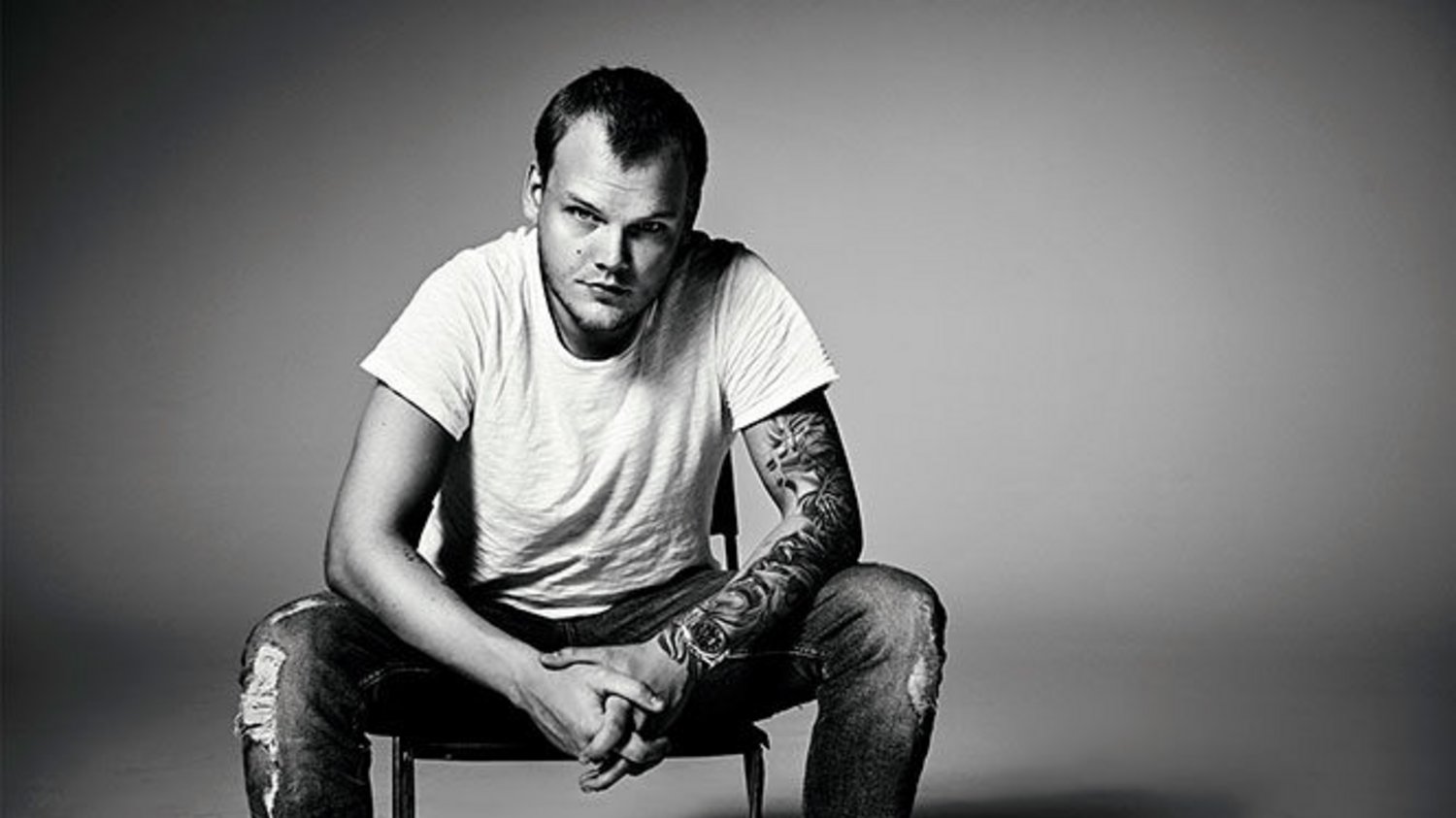 Familia de Avicii rompe el silencio