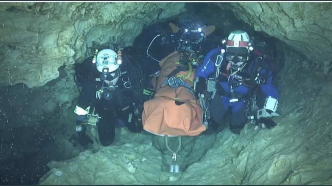 Seis niños han sido rescatados de la cueva en Tailandia