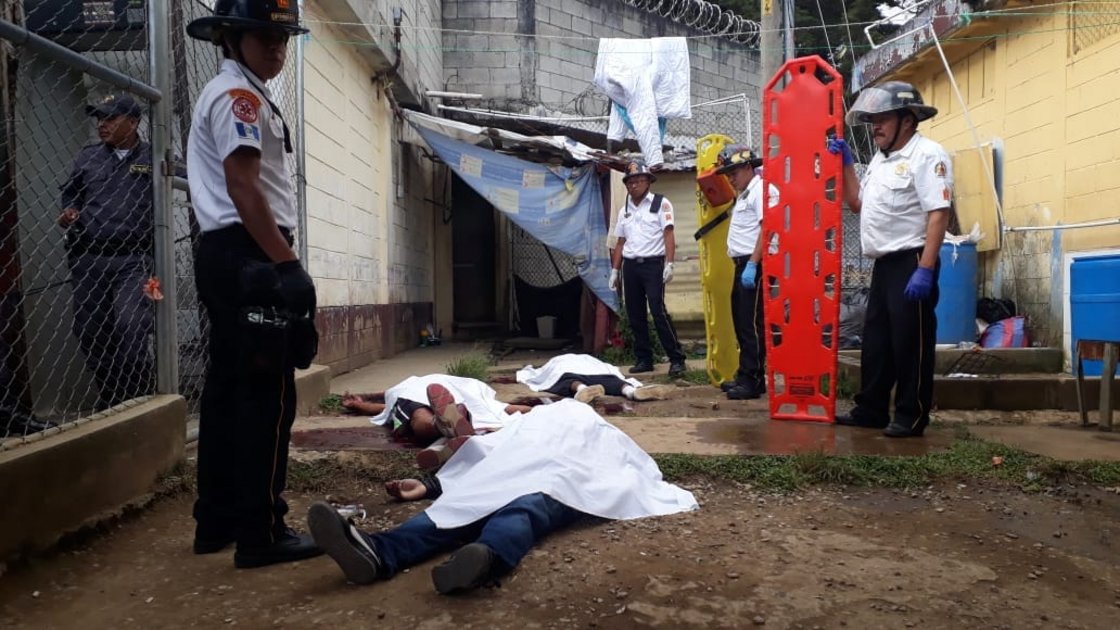 Riña entre reos podría ser la causa de un motín en Pavoncito