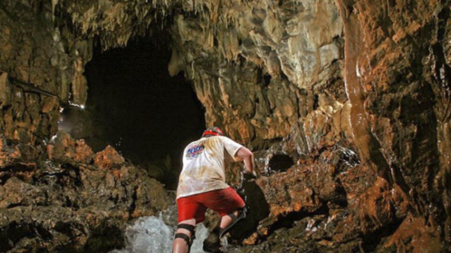 Aventura en las Grutas del Rey Marcos Aventura en las Grutas del Rey Marcos