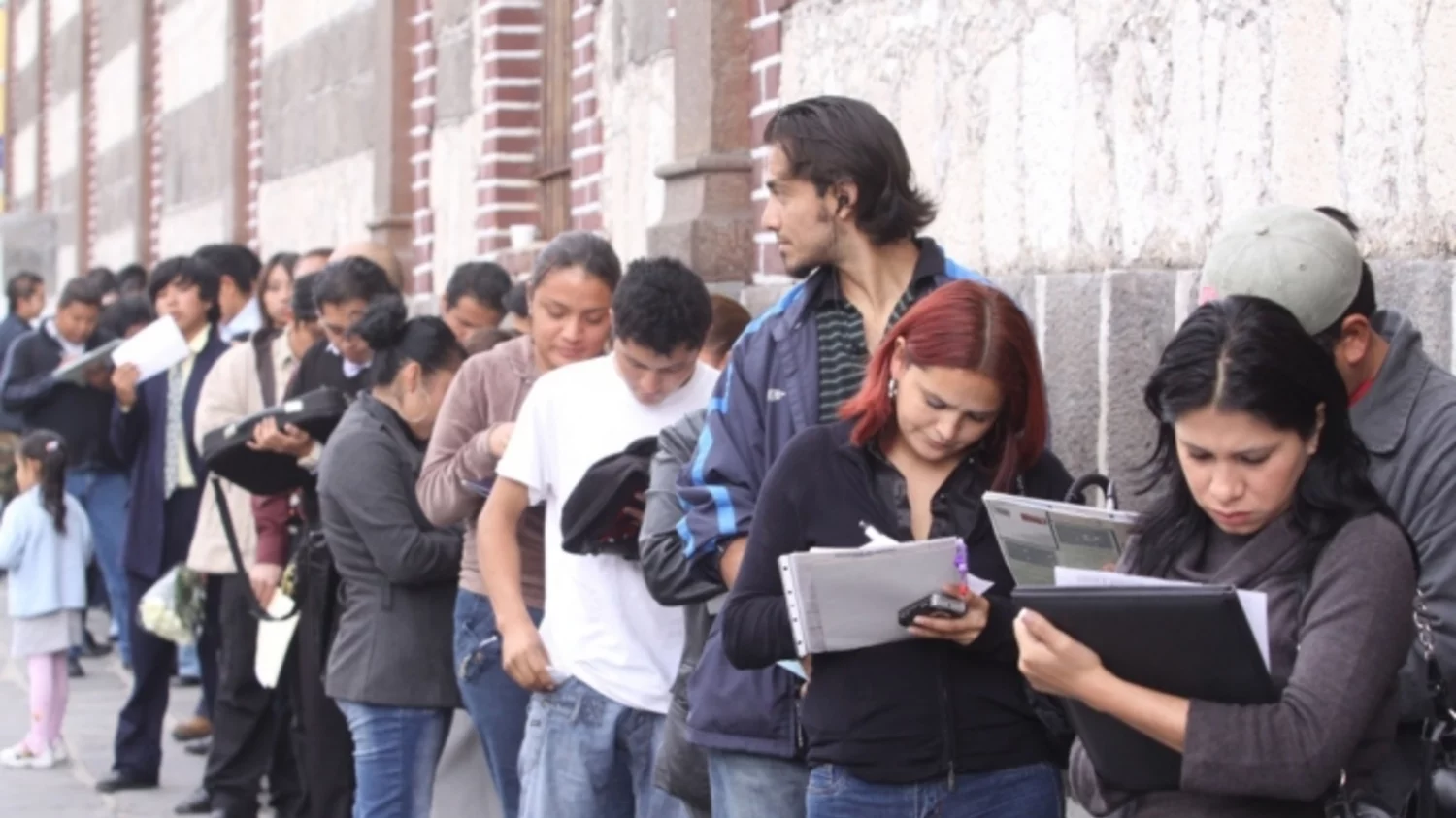 Cinco documentos que puedes necesitar si buscas empleo en Guatemala Cinco documentos que puedes necesitar si buscas empleo en Guatemala