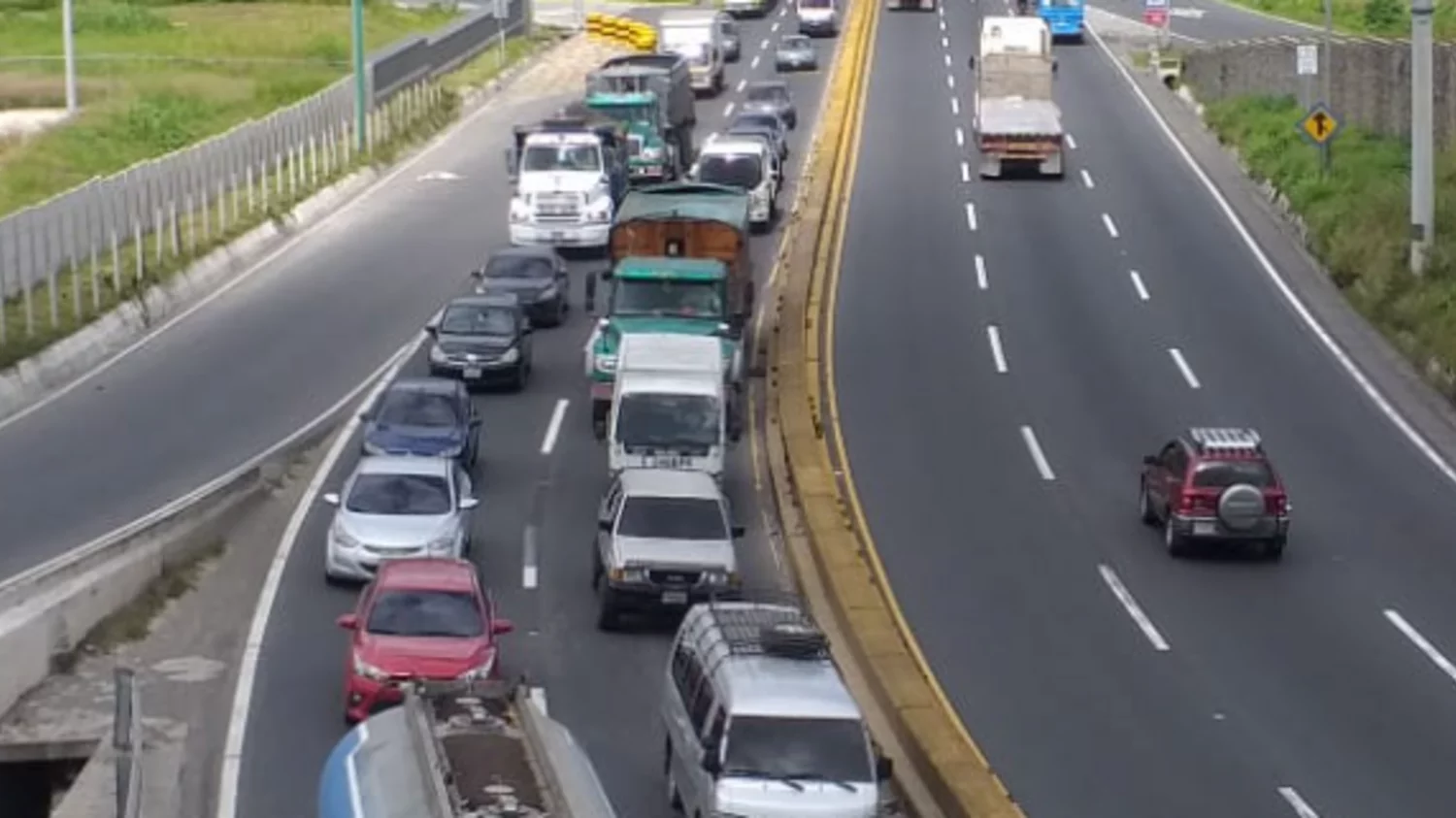 La SAT se prepara para desactivar 76 mil 870 vehículos