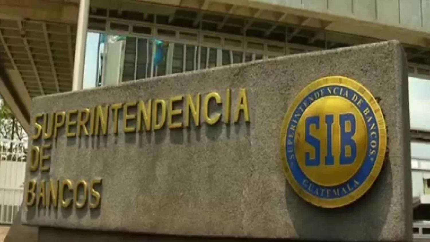 Estos bancos atenderán durante el asueto de Semana Santa Estos bancos atenderán durante el asueto de Semana Santa