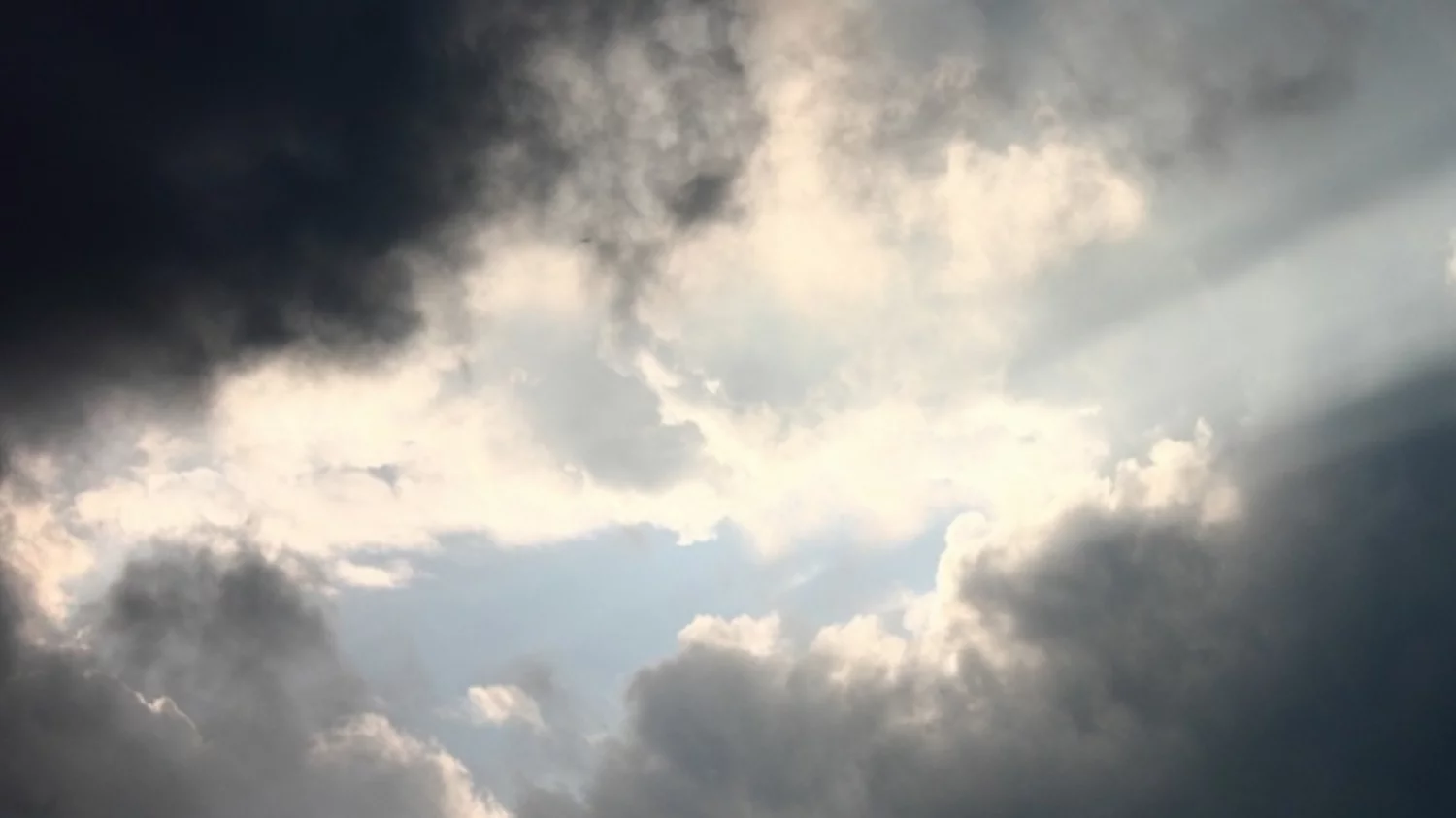Clima en Guatemala: ambiente cálido y lluvia en gran parte del país Clima en Guatemala: ambiente cálido y lluvia en gran parte del país