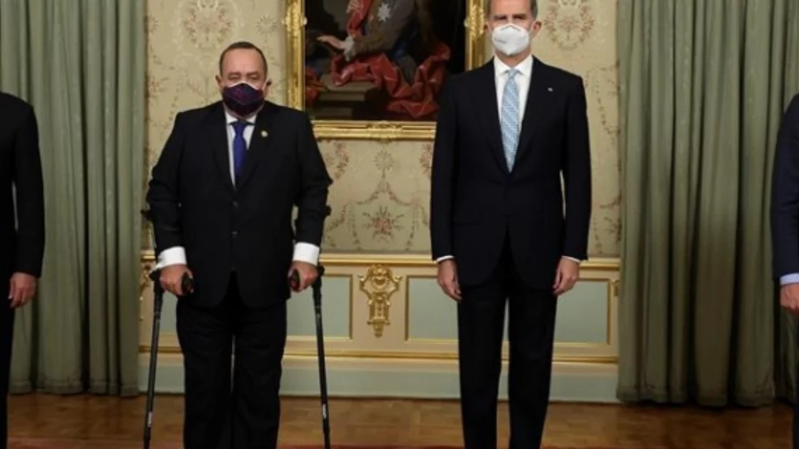 Rey de España cena con presidentes de Guatemala y República Dominicana
