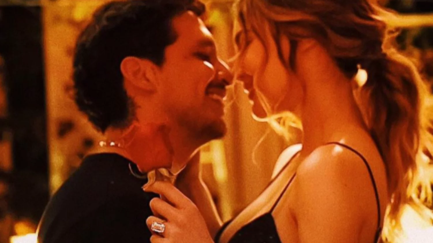 ¡Habrá boda! Belinda y Christian Nodal se comprometen