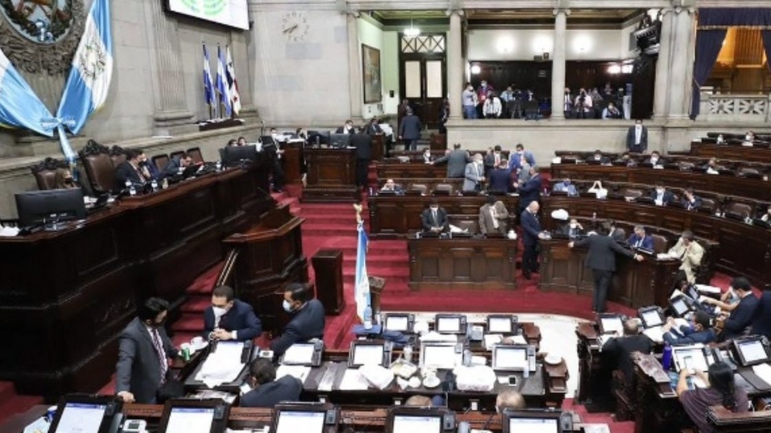 Toque de queda pierde vigencia en Guatemala por improbación del Estado de Calamidad